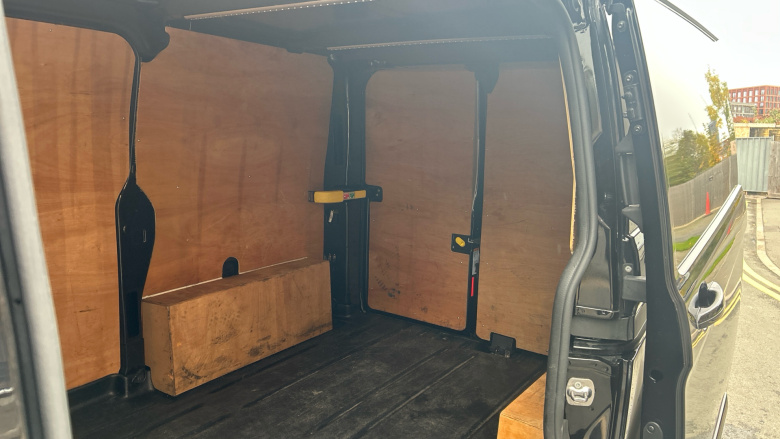 Ford Transit Custom 280 L1 Diesel Fwd 2.0 EcoBlue 130ps Low Roof Limited Van